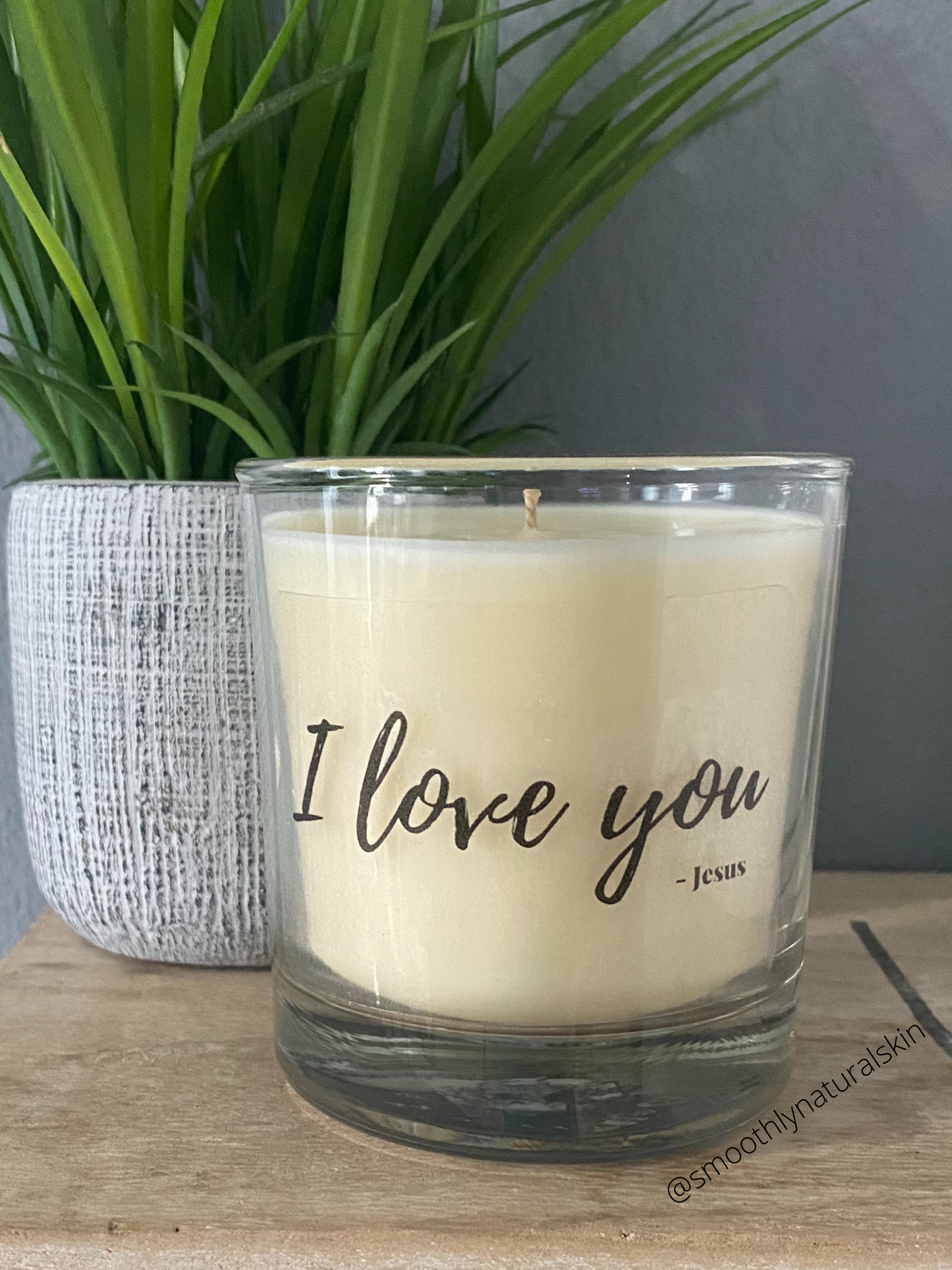 I love you - Jesus candle, is a perfect gift for you or that special person in your life. These unique candles are hand poured in small batches. Smoothly Natural Skin
