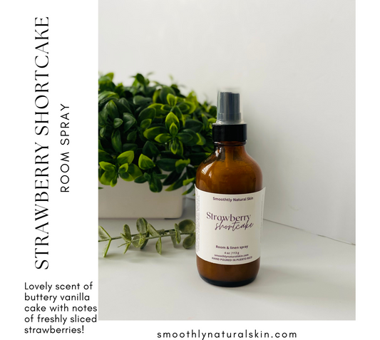 Strawberry shortcake room and linen spray has a aroma of buttery vanilla cake with notes of freshly sliced strawberries, with base notes of rich vanilla cream.